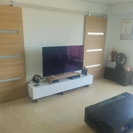 Homestay Homestay - Large In A Spacious With Stunning Rooftop Terrace *