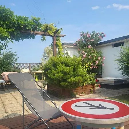 Homestay Homestay - Large In A Spacious With Stunning Rooftop Terrace *